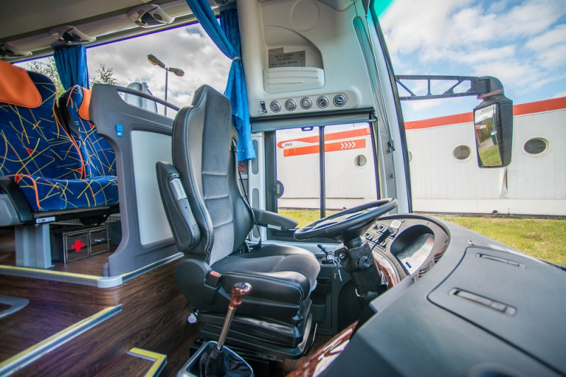 водительское место в автобусе оборудованное по всем требованиям